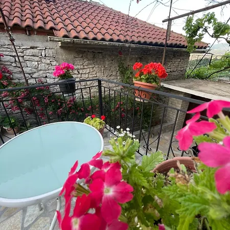 Luigi 3* Gjirokastër