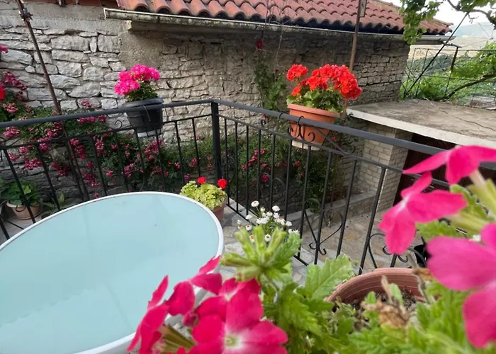 Luigi 3* Gjirokastër