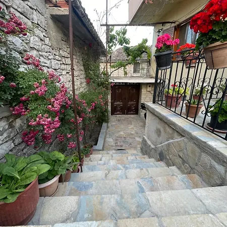 Luigi Guest house