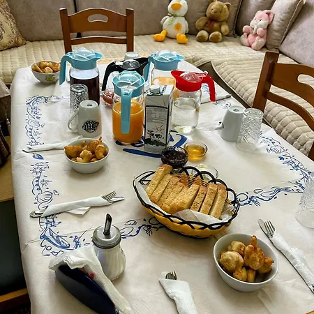 Luigi Guest house *
